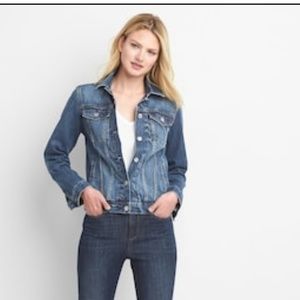 GAP Icon Denim Jacket